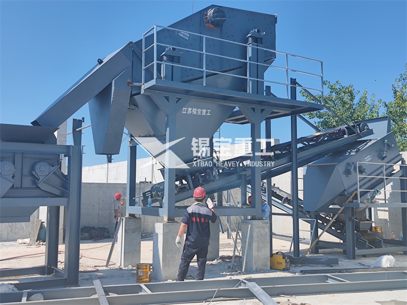 瀝青料破碎篩分機(jī)2 瀝青料破碎篩分機(jī)2